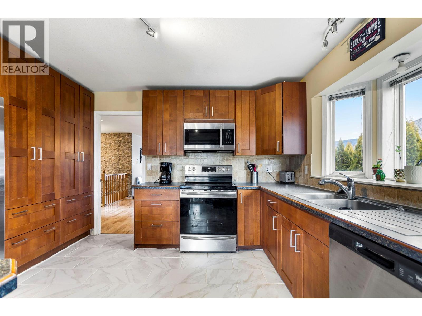 












1690 Bann Street

,
Merritt,




British Columbia
V1K1E9

