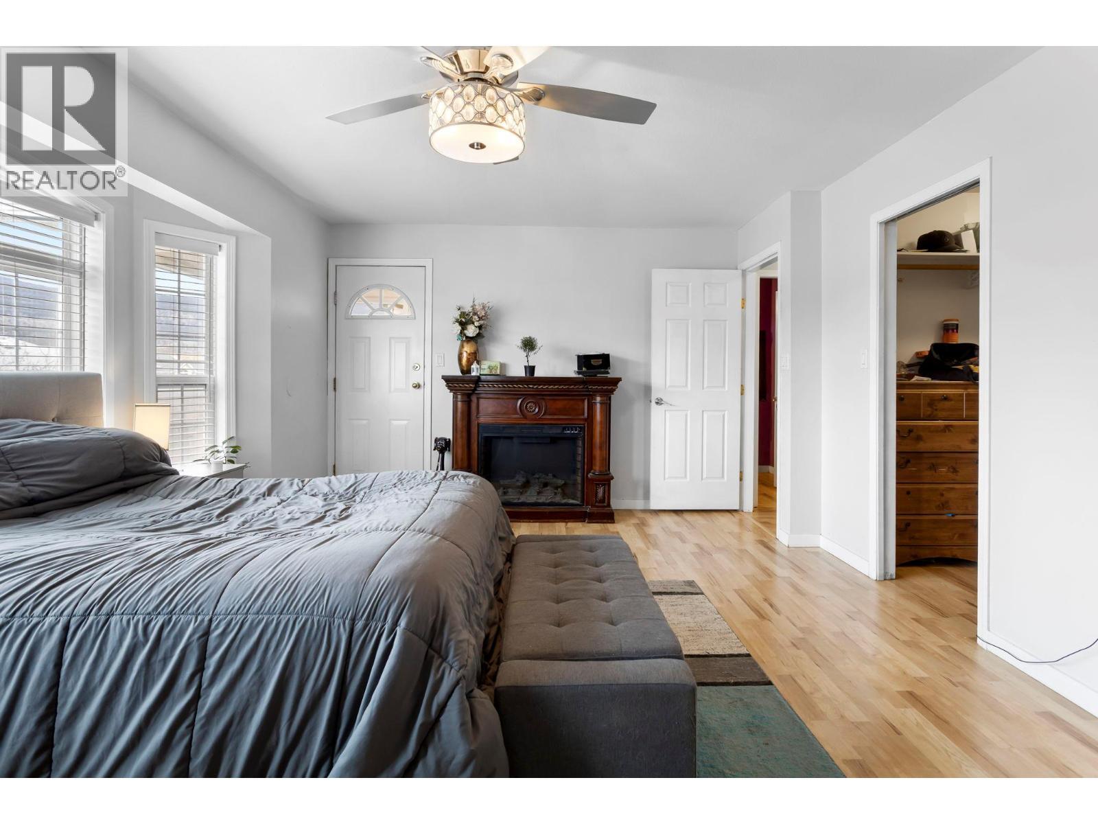 












1690 Bann Street

,
Merritt,




British Columbia
V1K1E9

