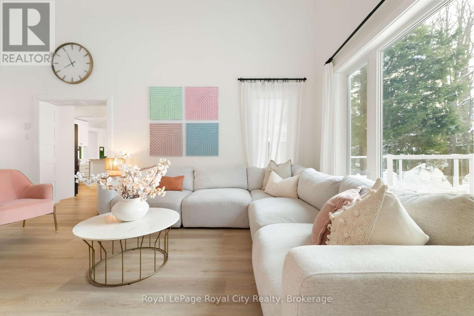 












194 WILES LANE

,
Grey Highlands,




Ontario
N0C1E0

