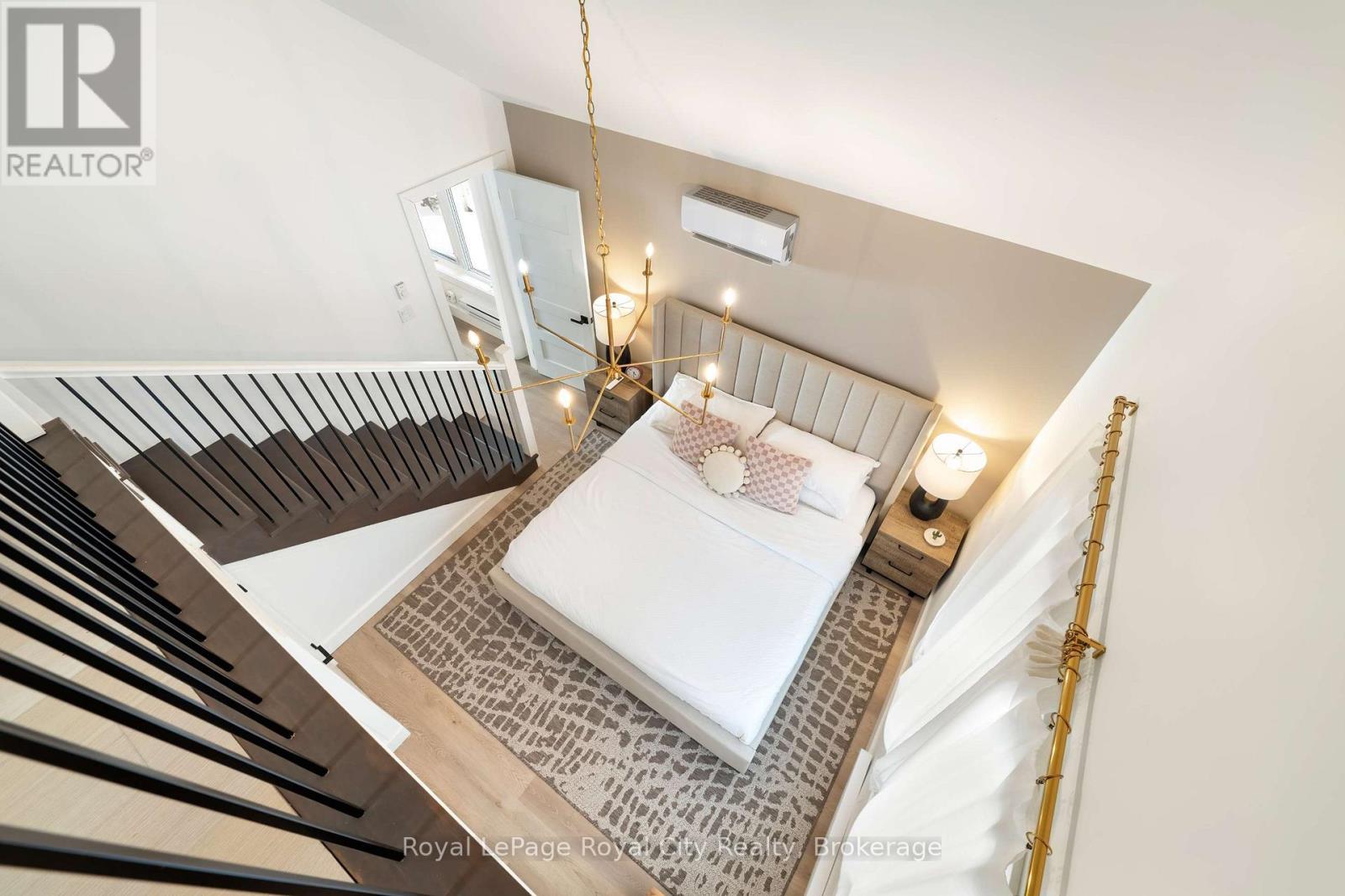 












194 WILES LANE

,
Grey Highlands,




Ontario
N0C1E0

