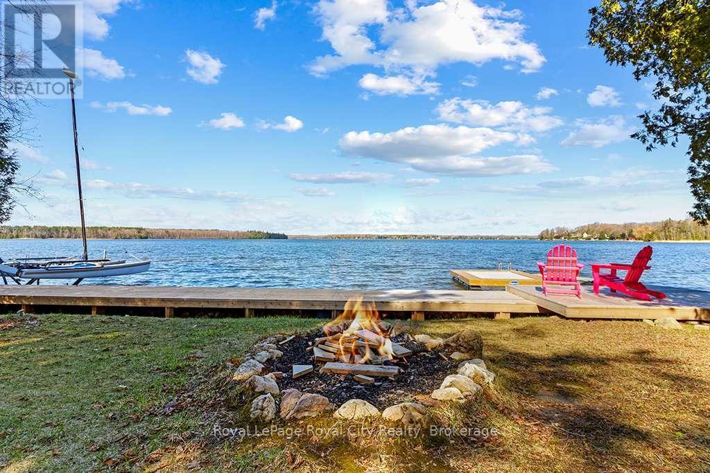 












194 WILES LANE

,
Grey Highlands,




Ontario
N0C1E0

