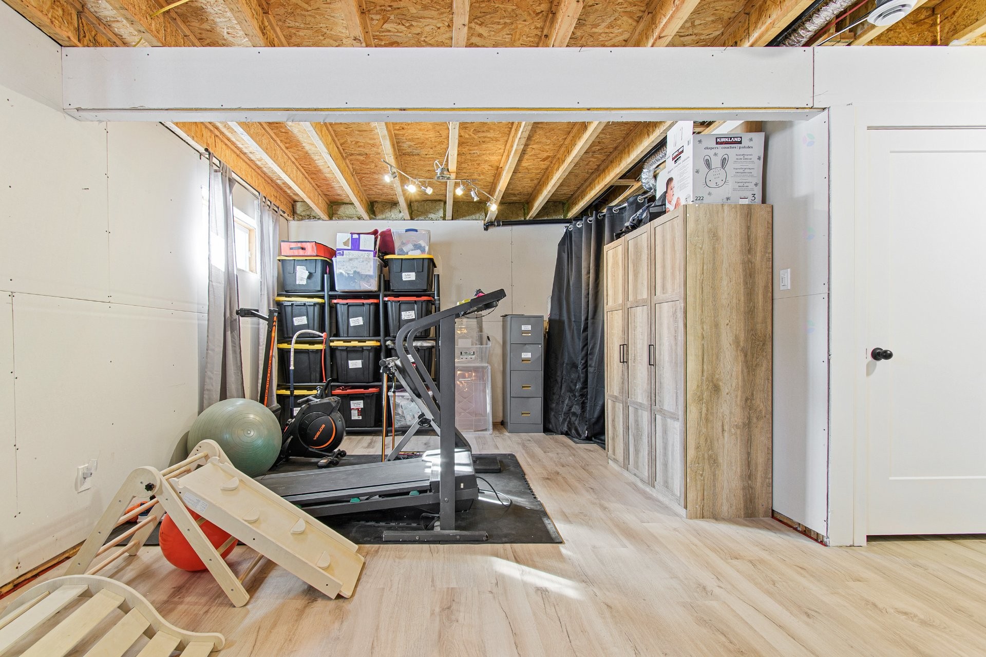 









18


Rue Lavigne

,
Brownsburg-Chatham,




QC
J8G1N5

