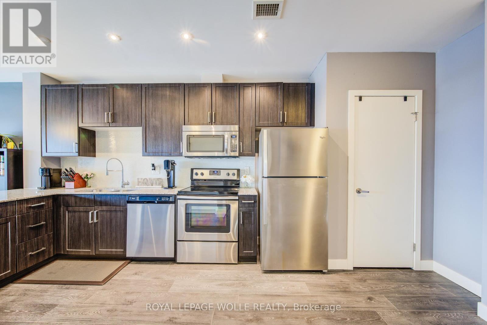 












1310 - 1 VICTORIA STREET

,
Kitchener,




Ontario
N2G0B5

