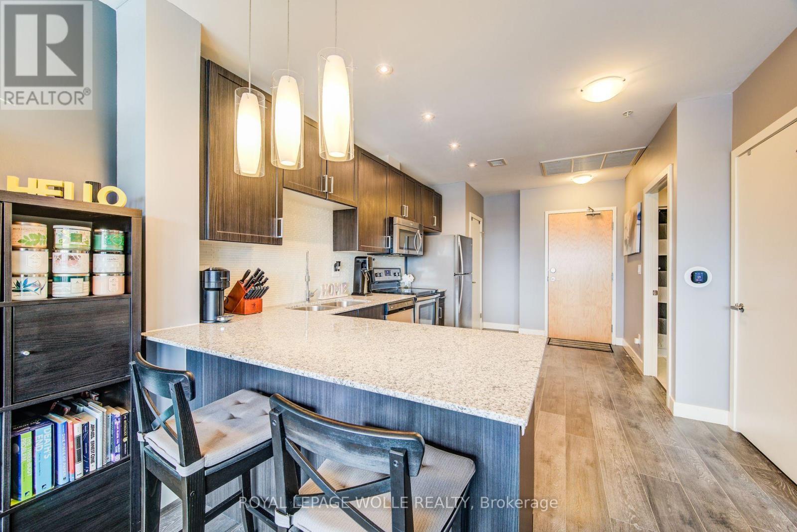 












1310 - 1 VICTORIA STREET

,
Kitchener,




Ontario
N2G0B5

