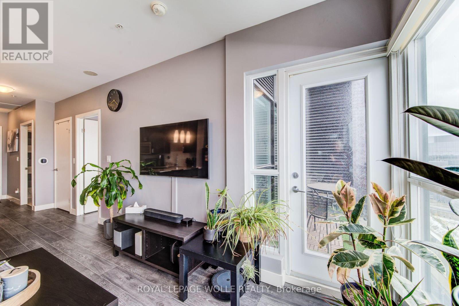 












1310 - 1 VICTORIA STREET

,
Kitchener,




Ontario
N2G0B5

