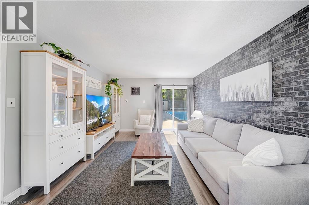 












23 BISMARK Drive

,
Cambridge,




Ontario
N1S4E6

