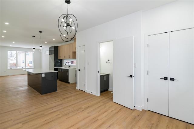 









1331


Edderton

AVE,
Winnipeg,




MB
R3T 0X8

