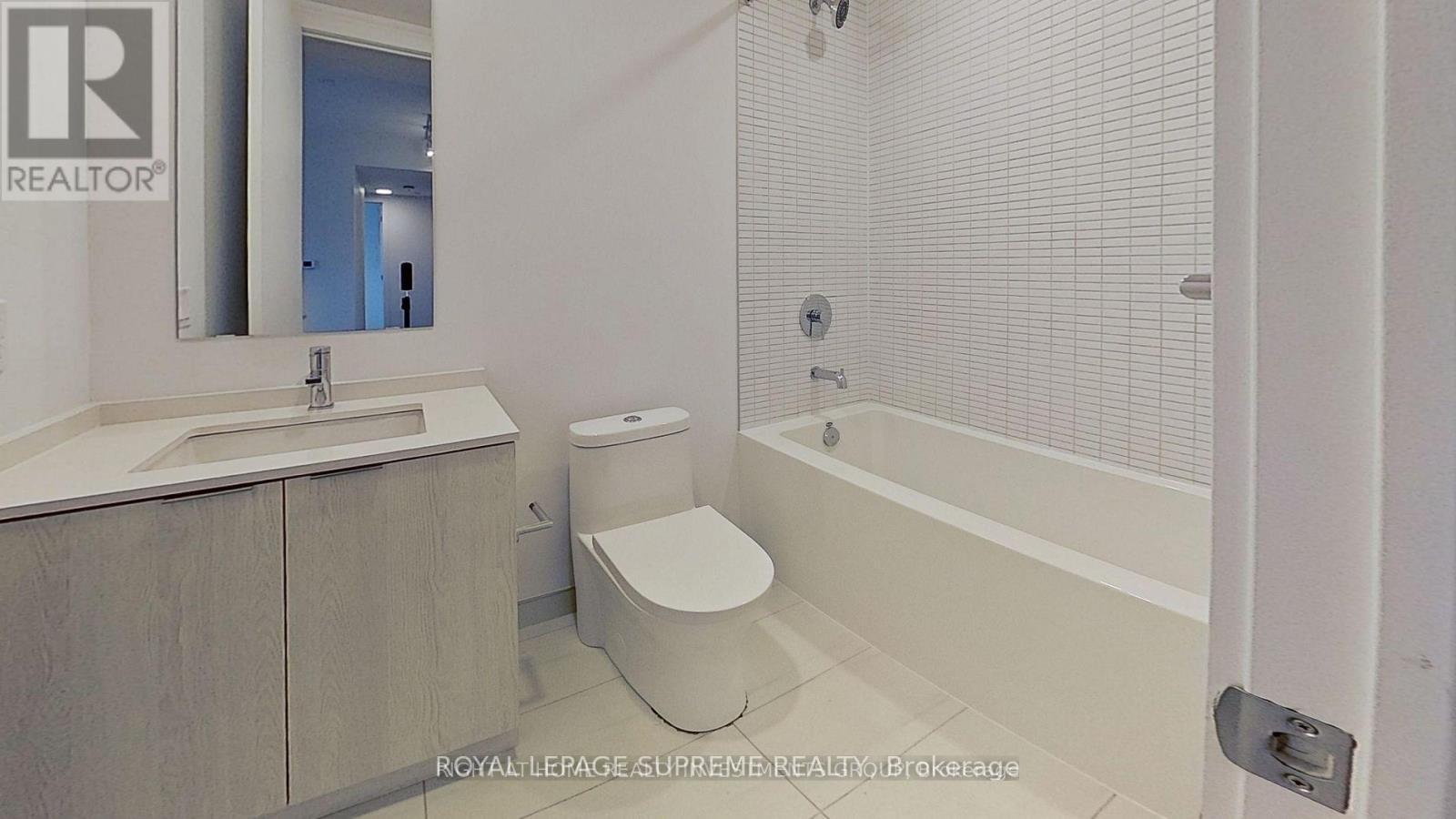 












1322 - 1 JARVIS STREET

,
Hamilton,




Ontario
L8R0A8

