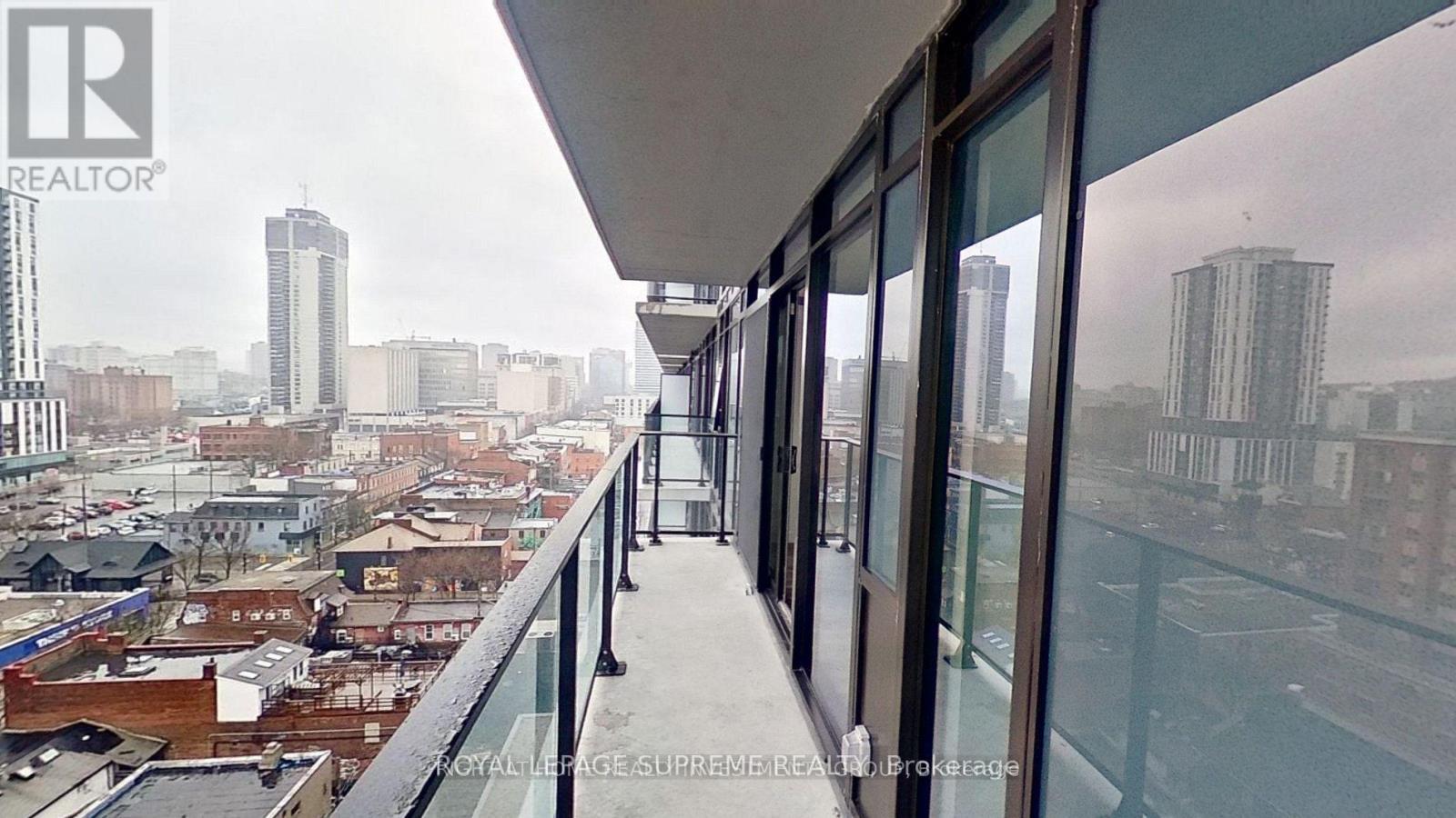 












1322 - 1 JARVIS STREET

,
Hamilton,




Ontario
L8R0A8

