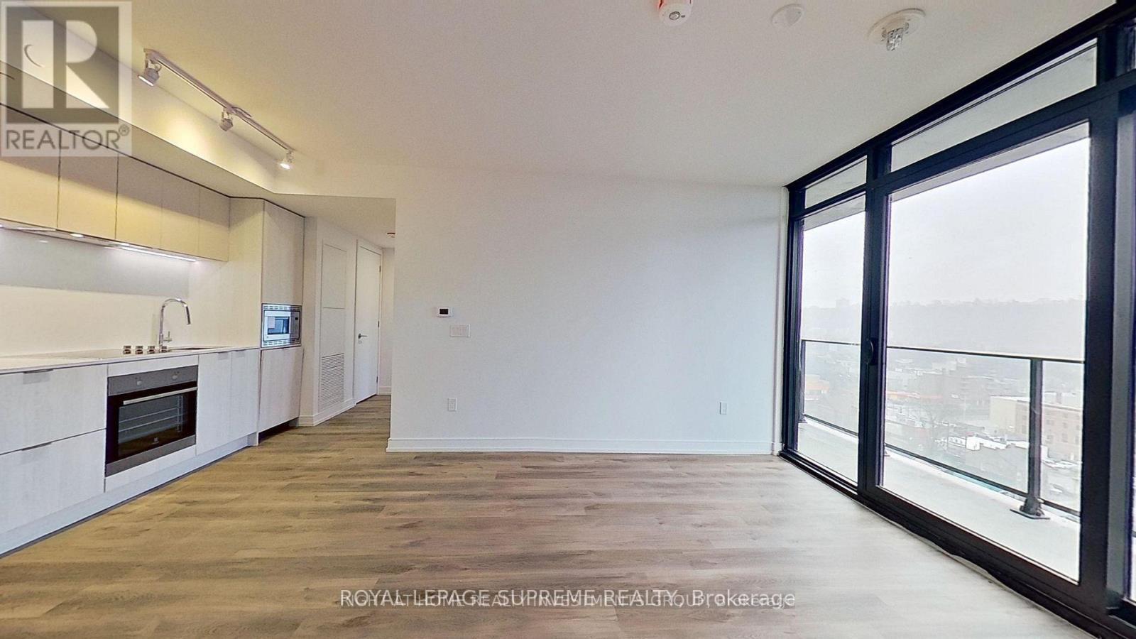 












1322 - 1 JARVIS STREET

,
Hamilton,




Ontario
L8R0A8

