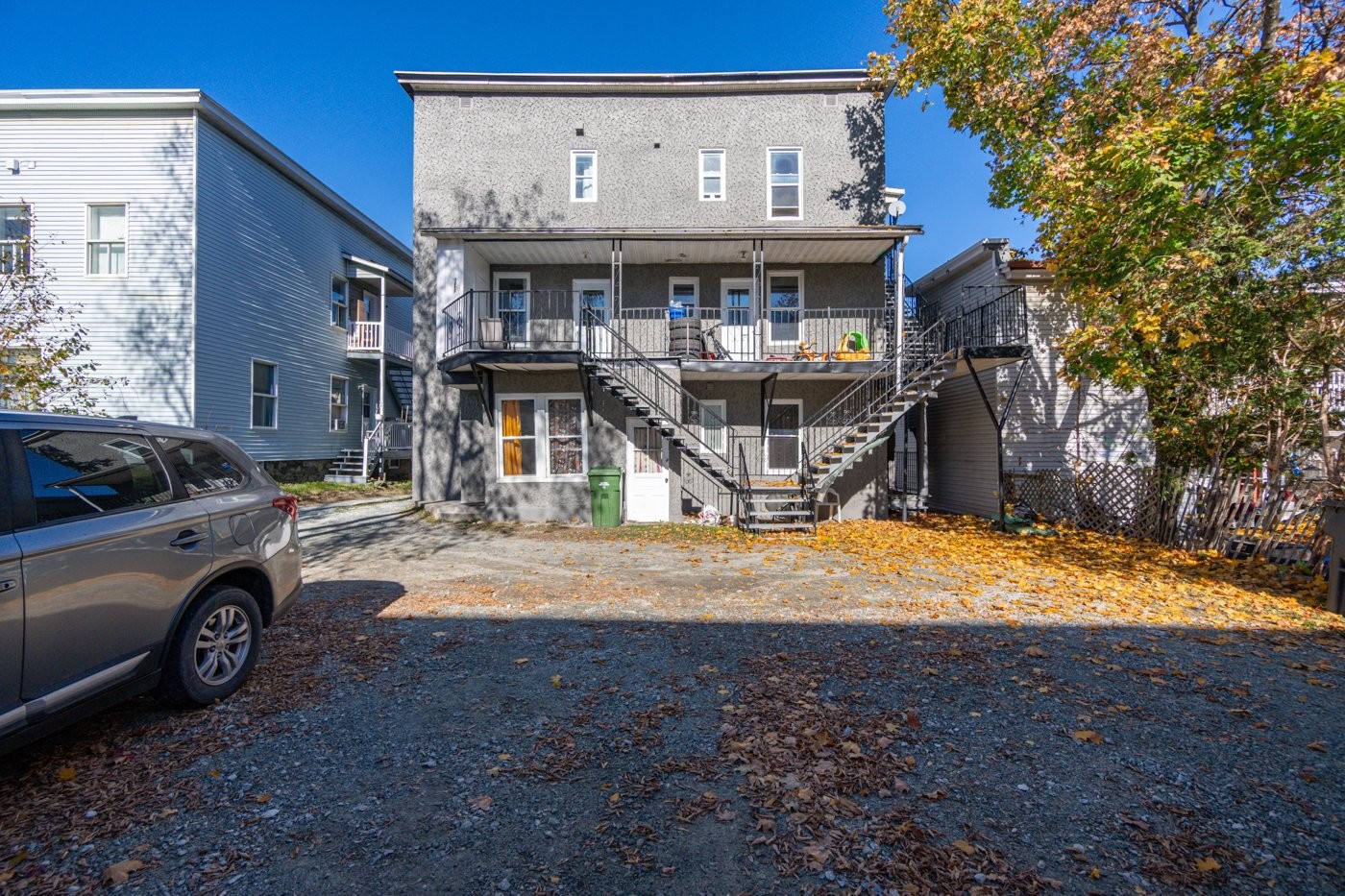 









250

 - 258


Rue Olivier

,
Sherbrooke (Les Nations),




QC
J1H1X2

