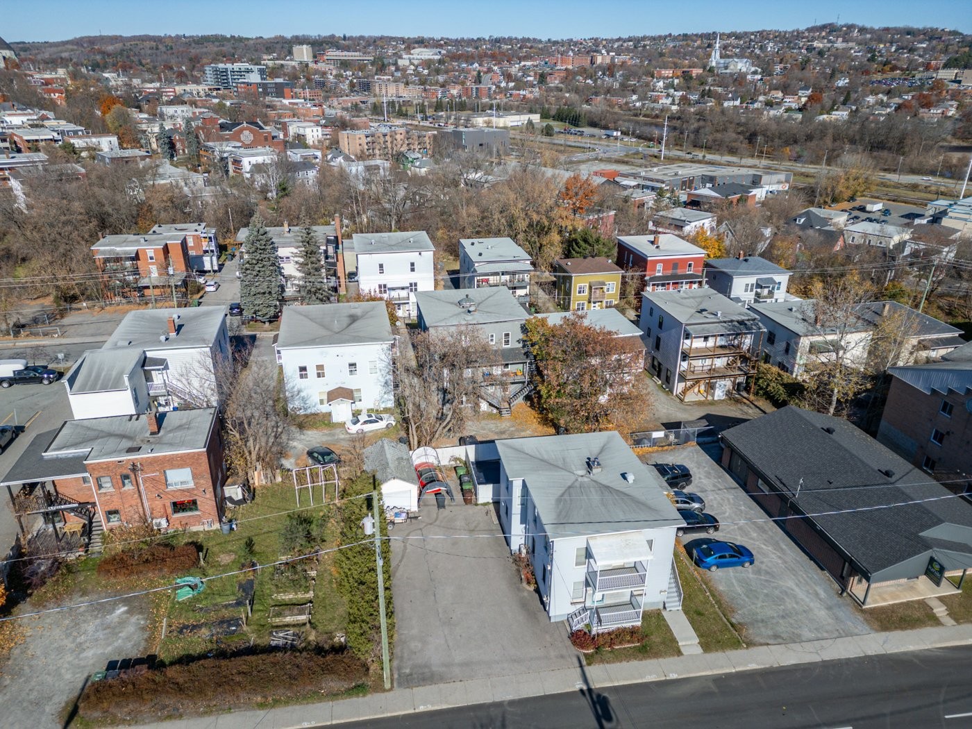 









250

 - 258


Rue Olivier

,
Sherbrooke (Les Nations),




QC
J1H1X2

