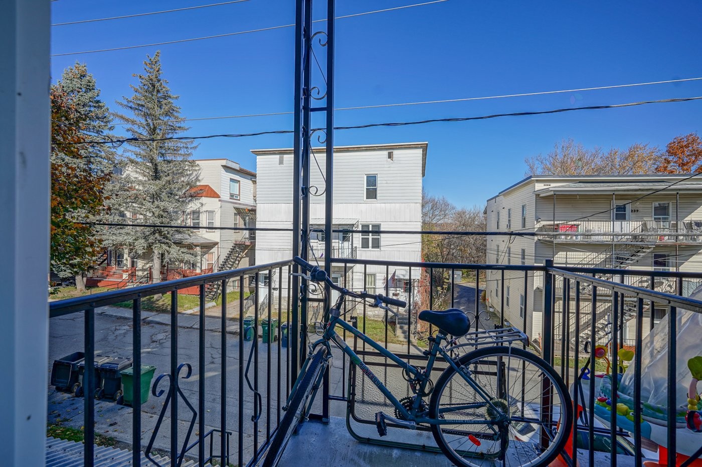 









250

 - 258


Rue Olivier

,
Sherbrooke (Les Nations),




QC
J1H1X2

