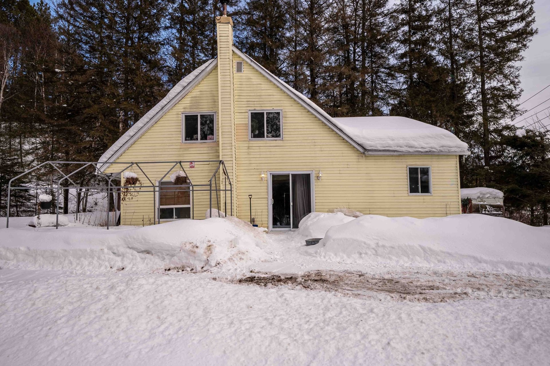 









55


Ch. du Pont-Couvert

,
La Macaza,




QC
J0T1R0

