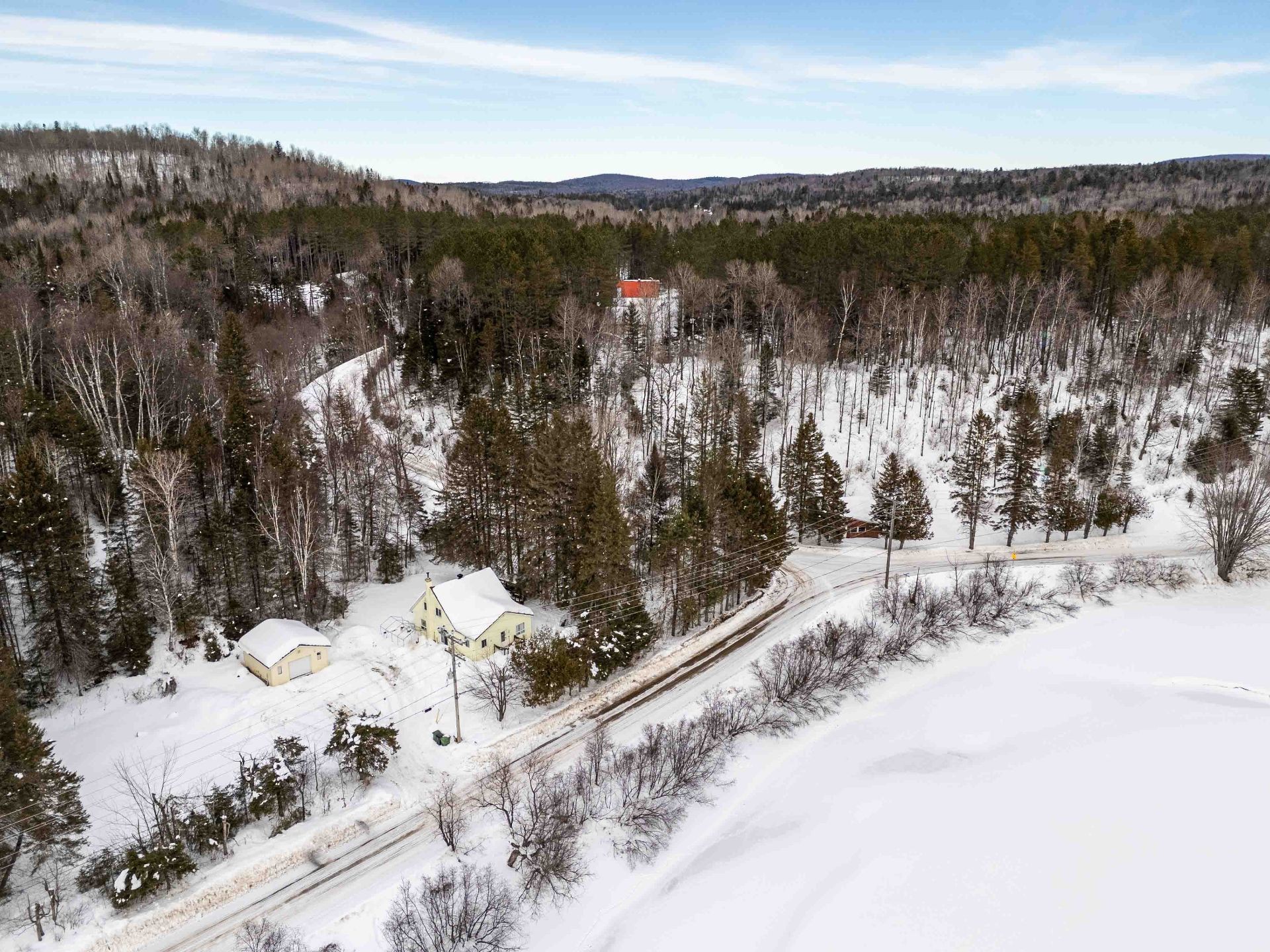 









55


Ch. du Pont-Couvert

,
La Macaza,




QC
J0T1R0

