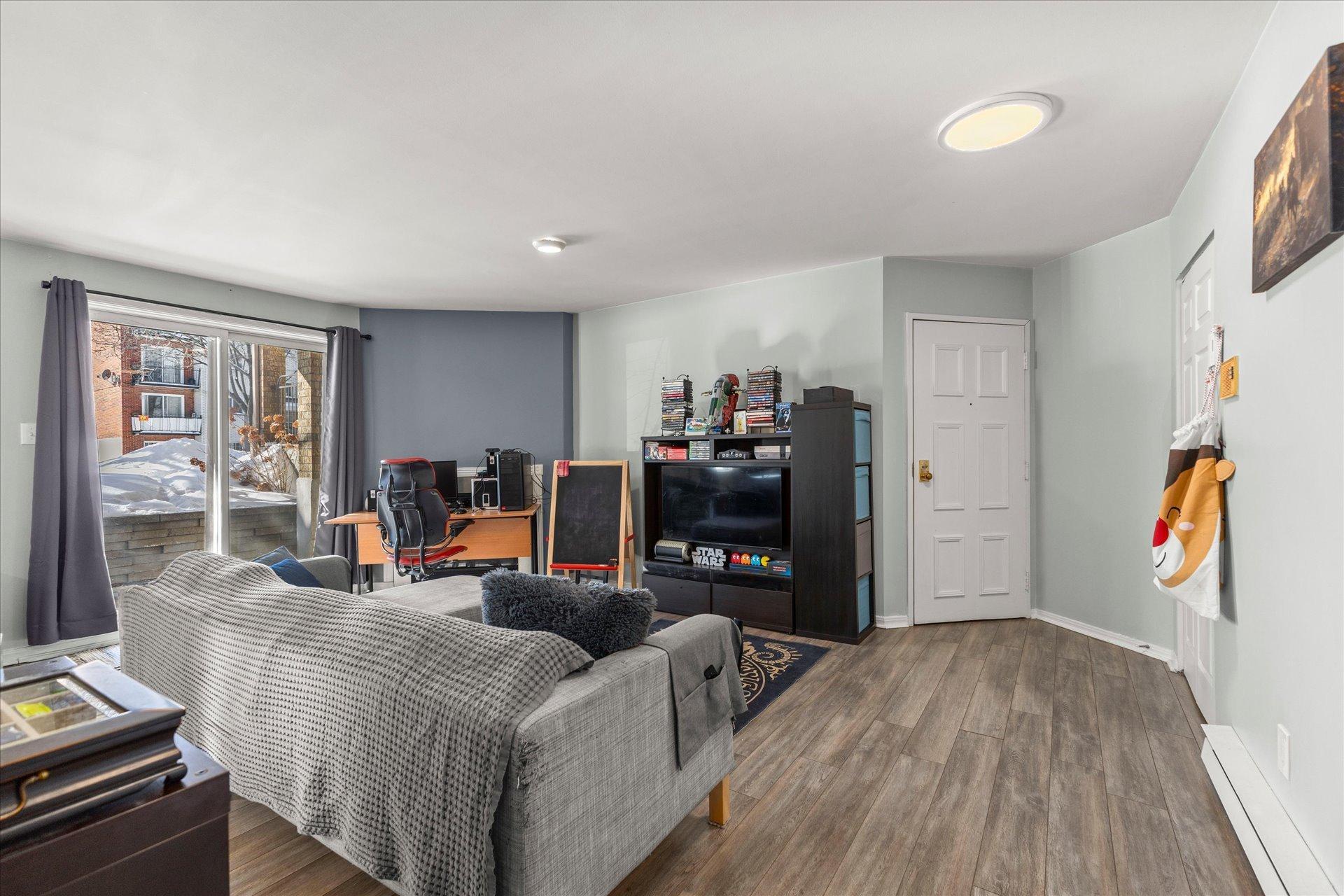 









1895


Rue Jean-Picard

, 1,
Laval (Chomedey),




QC
H7T2K7

