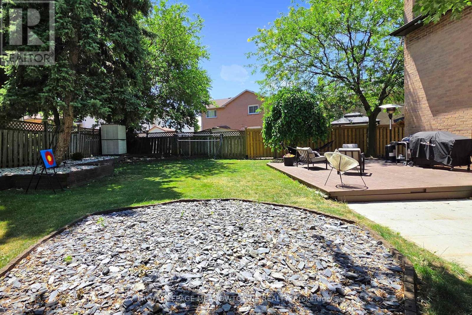 












365 CELTIC DRIVE

,
Hamilton,




Ontario
L8E4N1

