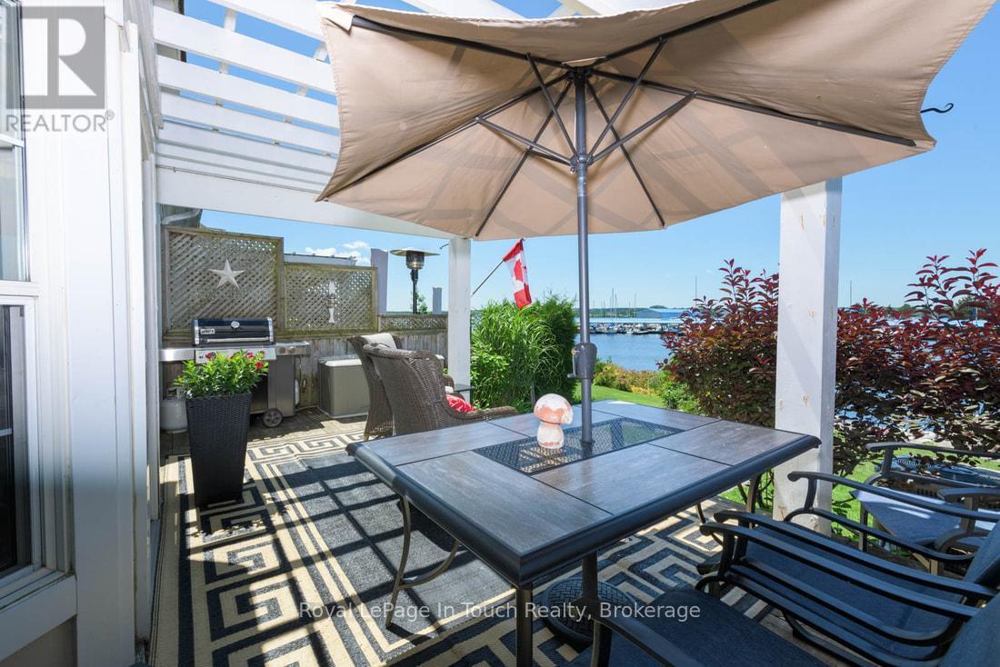 












102 WYCLIFFE COVE

,
Tay (Victoria Harbour),




Ontario
L0K2A0

