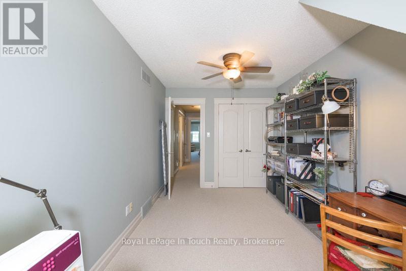 












102 WYCLIFFE COVE

,
Tay (Victoria Harbour),




Ontario
L0K2A0

