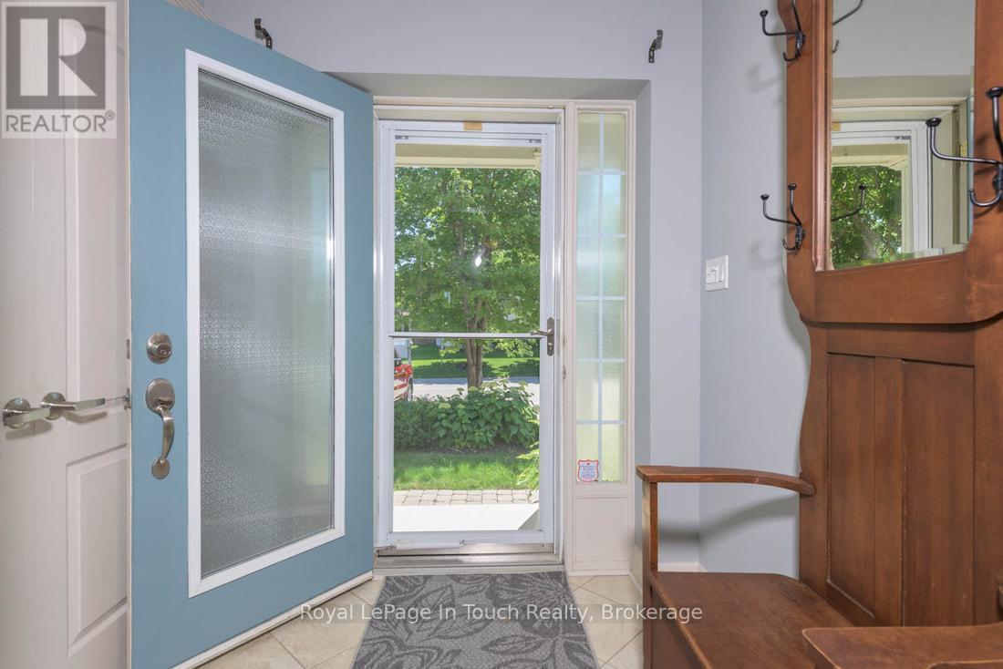 












102 WYCLIFFE COVE

,
Tay (Victoria Harbour),




Ontario
L0K2A0

