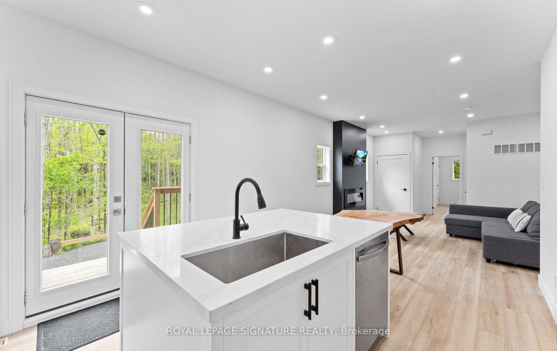 









44


Sunnyshore Park

Drive,
McKellar,




ON
P2A 0B5

