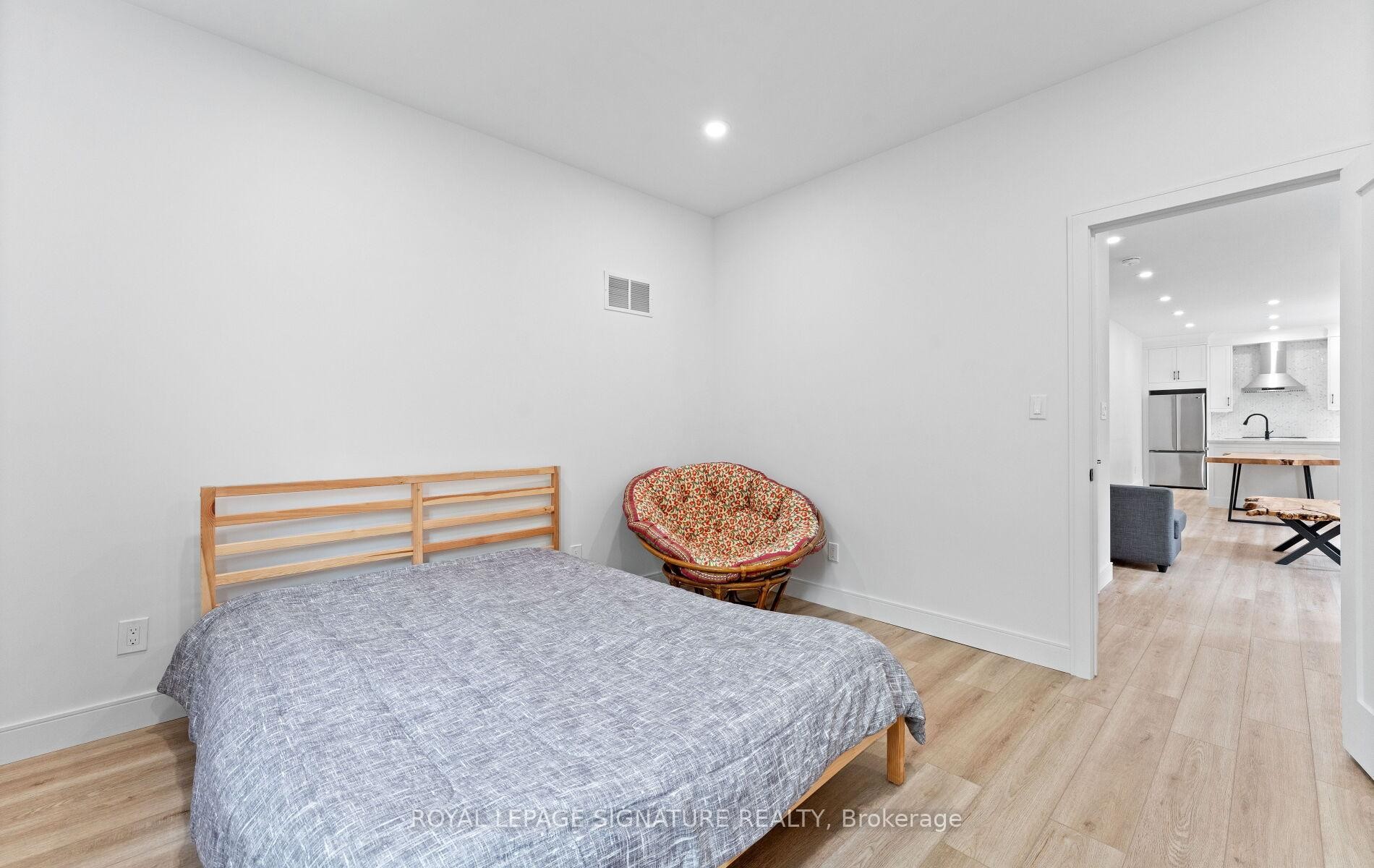 









44


Sunnyshore Park

Drive,
McKellar,




ON
P2A 0B5

