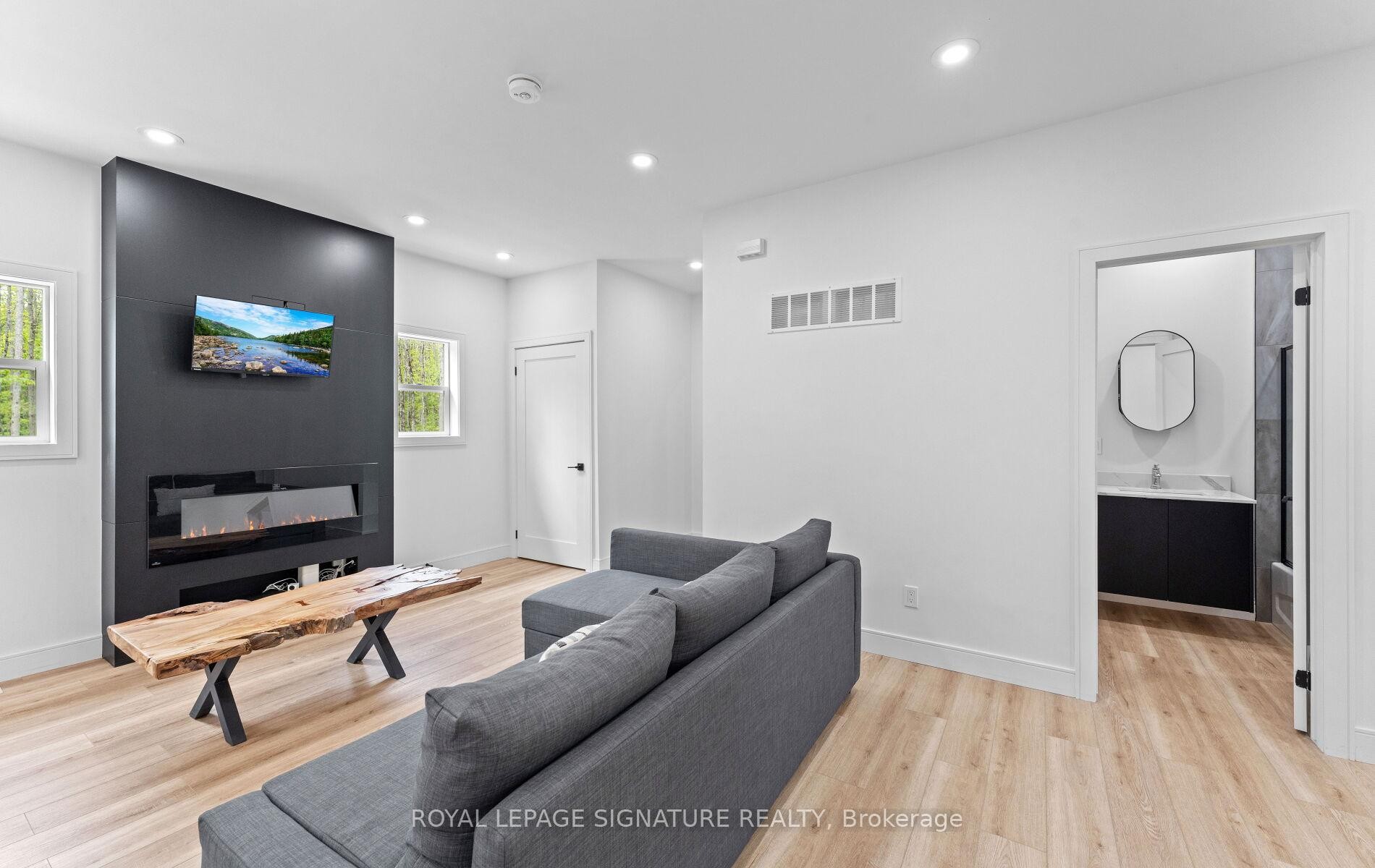 









44


Sunnyshore Park

Drive,
McKellar,




ON
P2A 0B5

