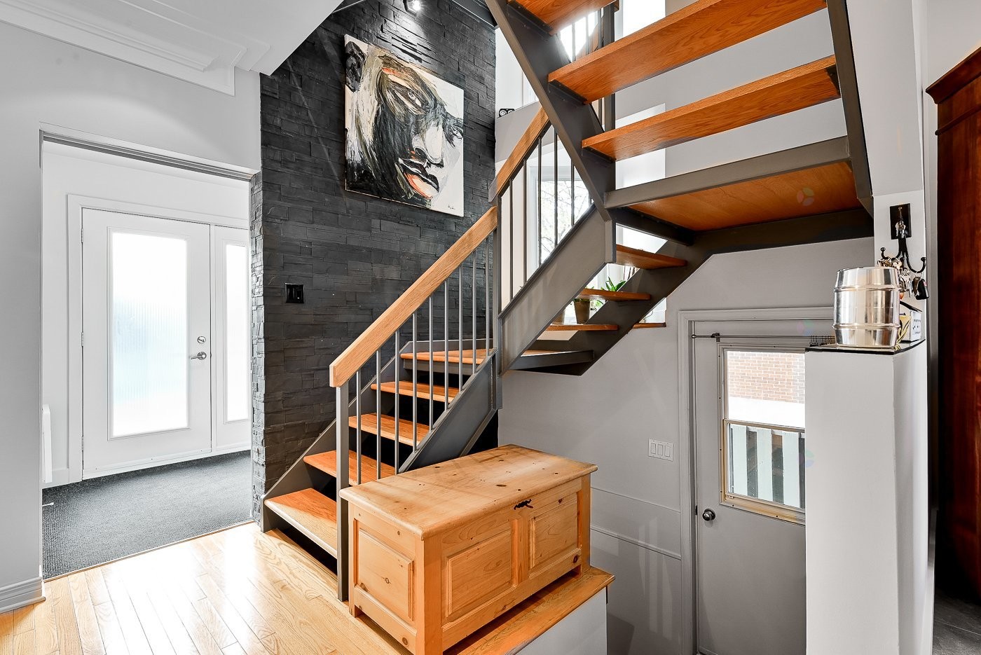 









654


Av. Pine

,
Saint-Lambert,




QC
J4P2P5


