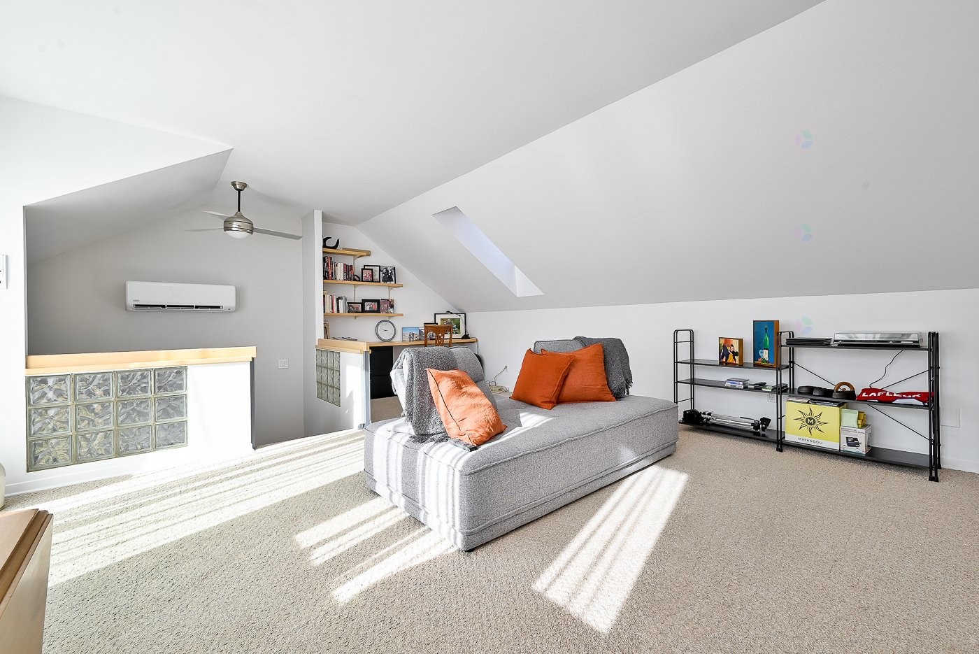 









654


Av. Pine

,
Saint-Lambert,




QC
J4P2P5

