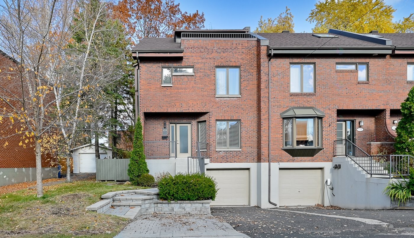 









654


Av. Pine

,
Saint-Lambert,




QC
J4P2P5

