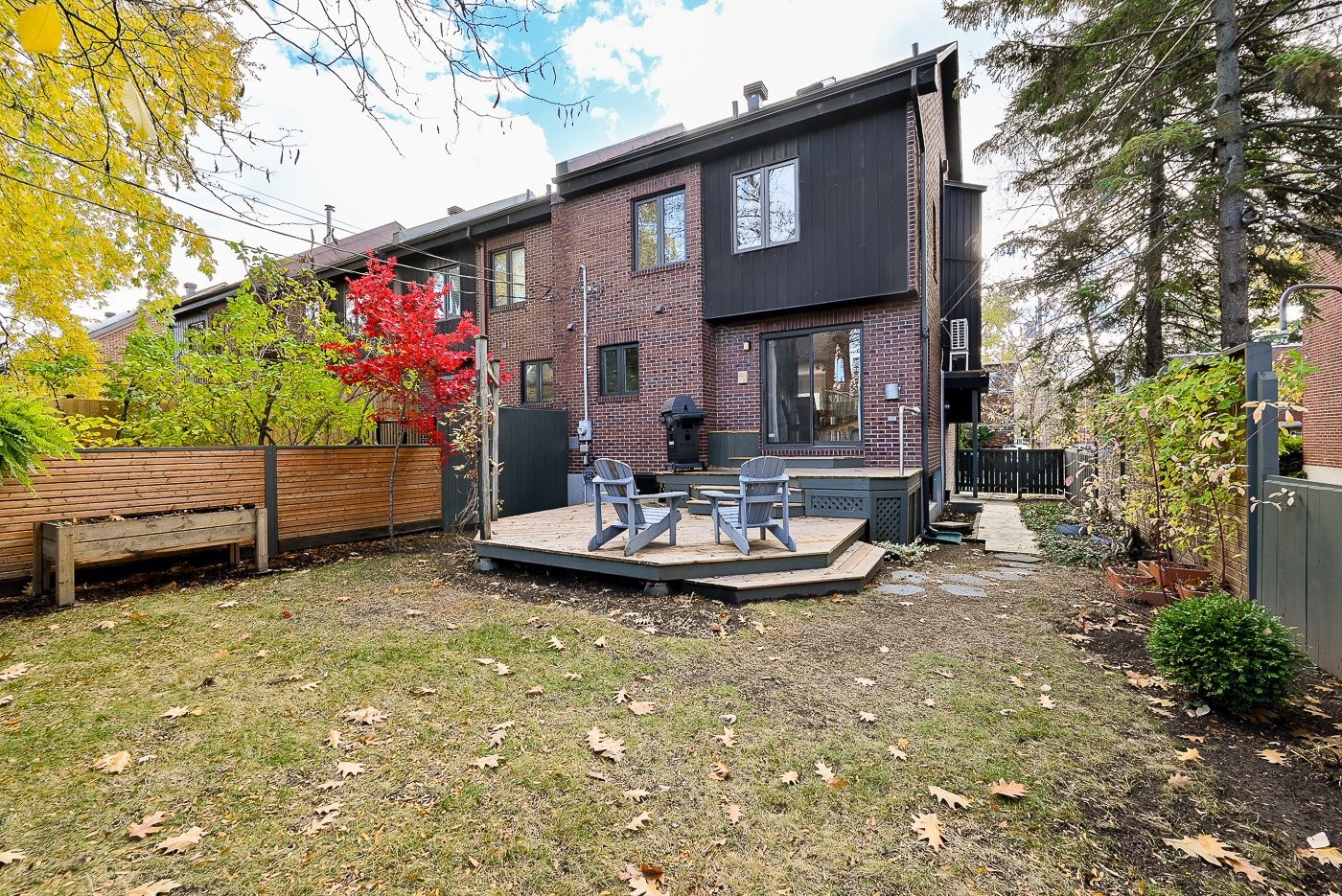 









654


Av. Pine

,
Saint-Lambert,




QC
J4P2P5

