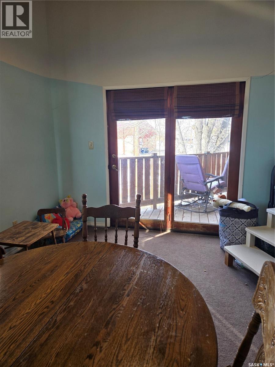 












101 3rd STREET W

,
Leader,




Saskatchewan
S0N1H0

