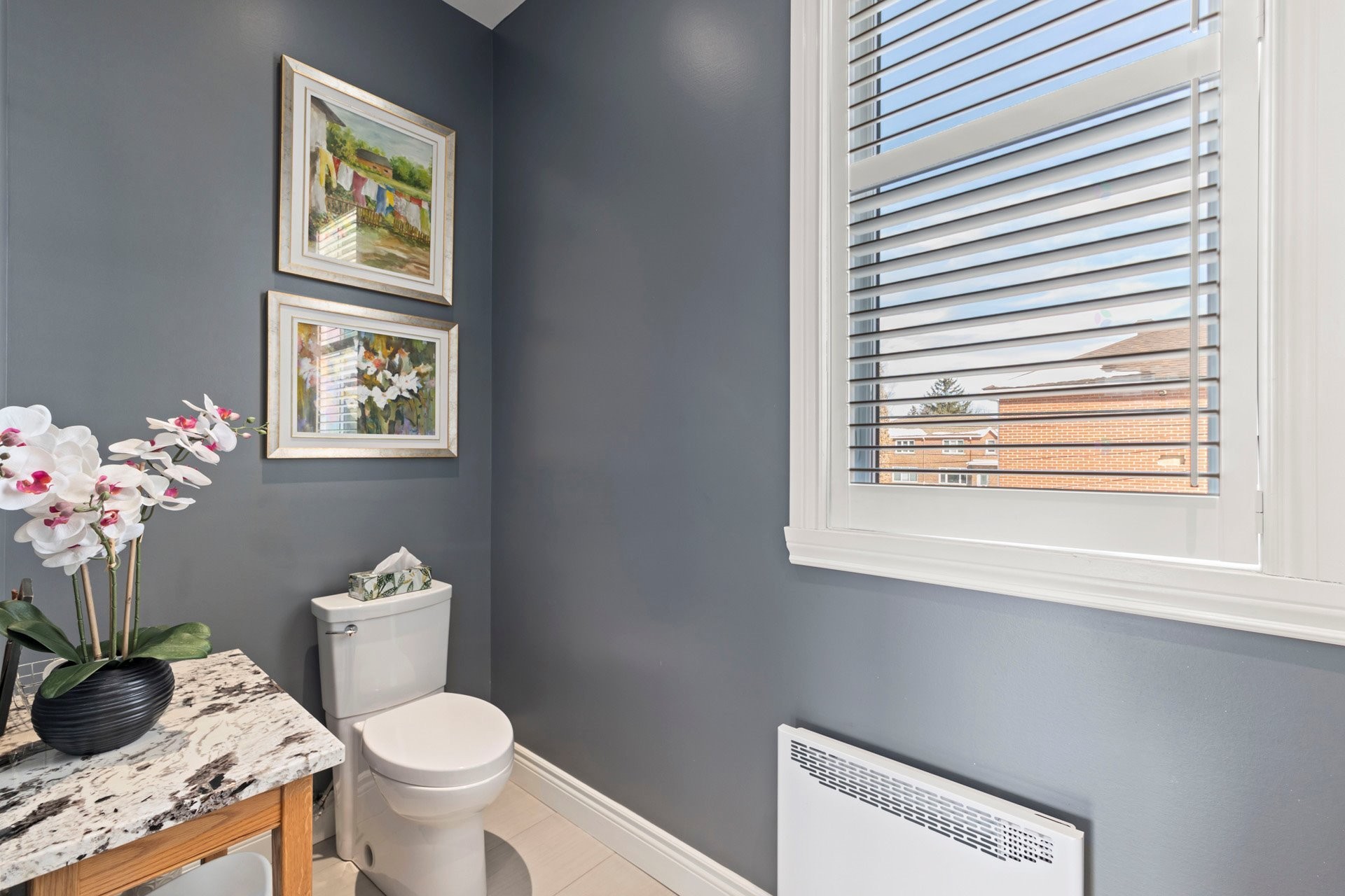 









325


Rue Gratton

,
Montréal (Saint-Laurent),




QC
H4M2C8

