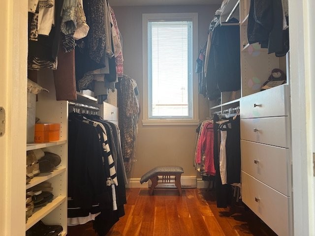 









325


Rue Gratton

,
Montréal (Saint-Laurent),




QC
H4M2C8

