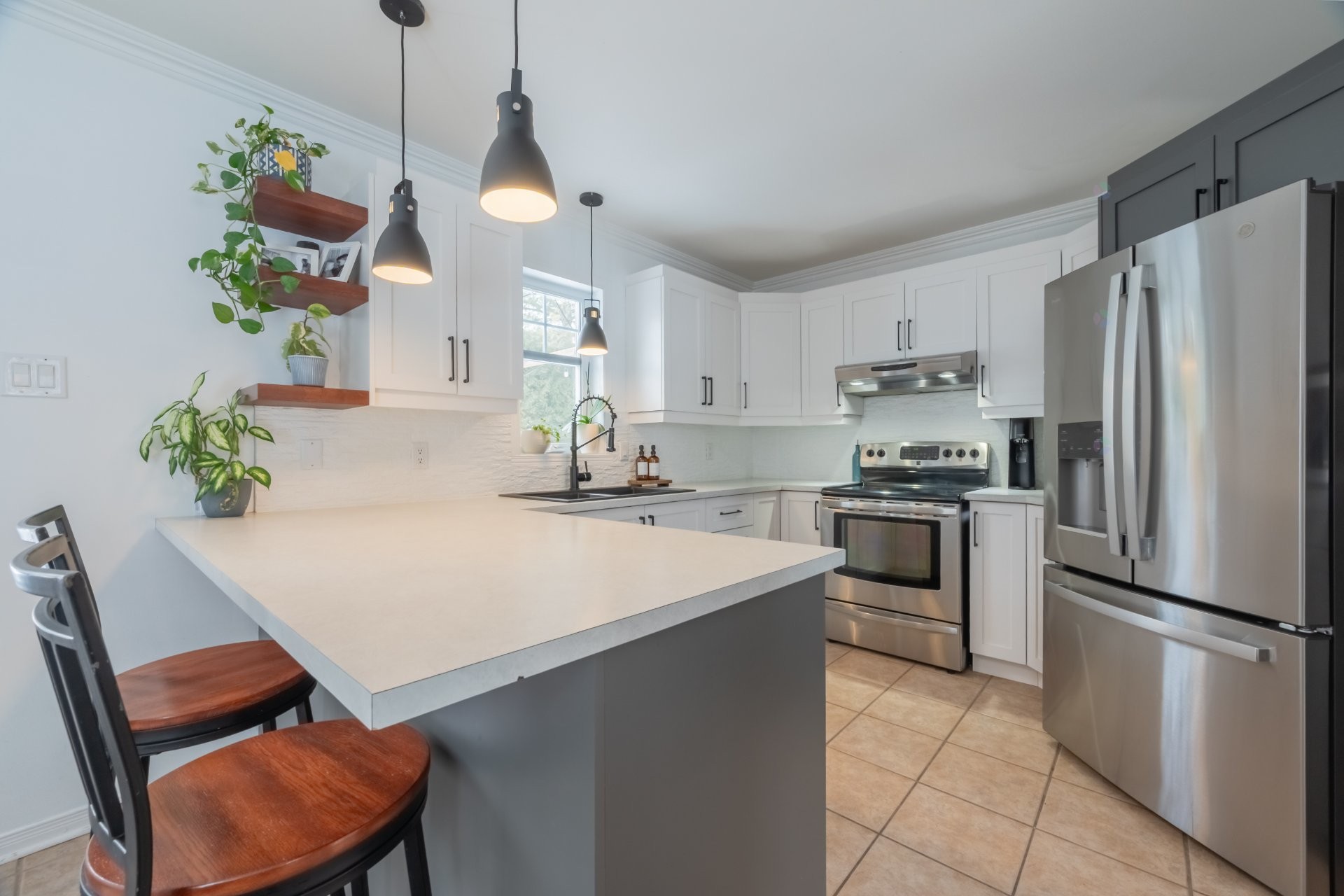 









306


Rue des Forêts

,
Saint-Jean-sur-Richelieu,




QC
J2W2E4

