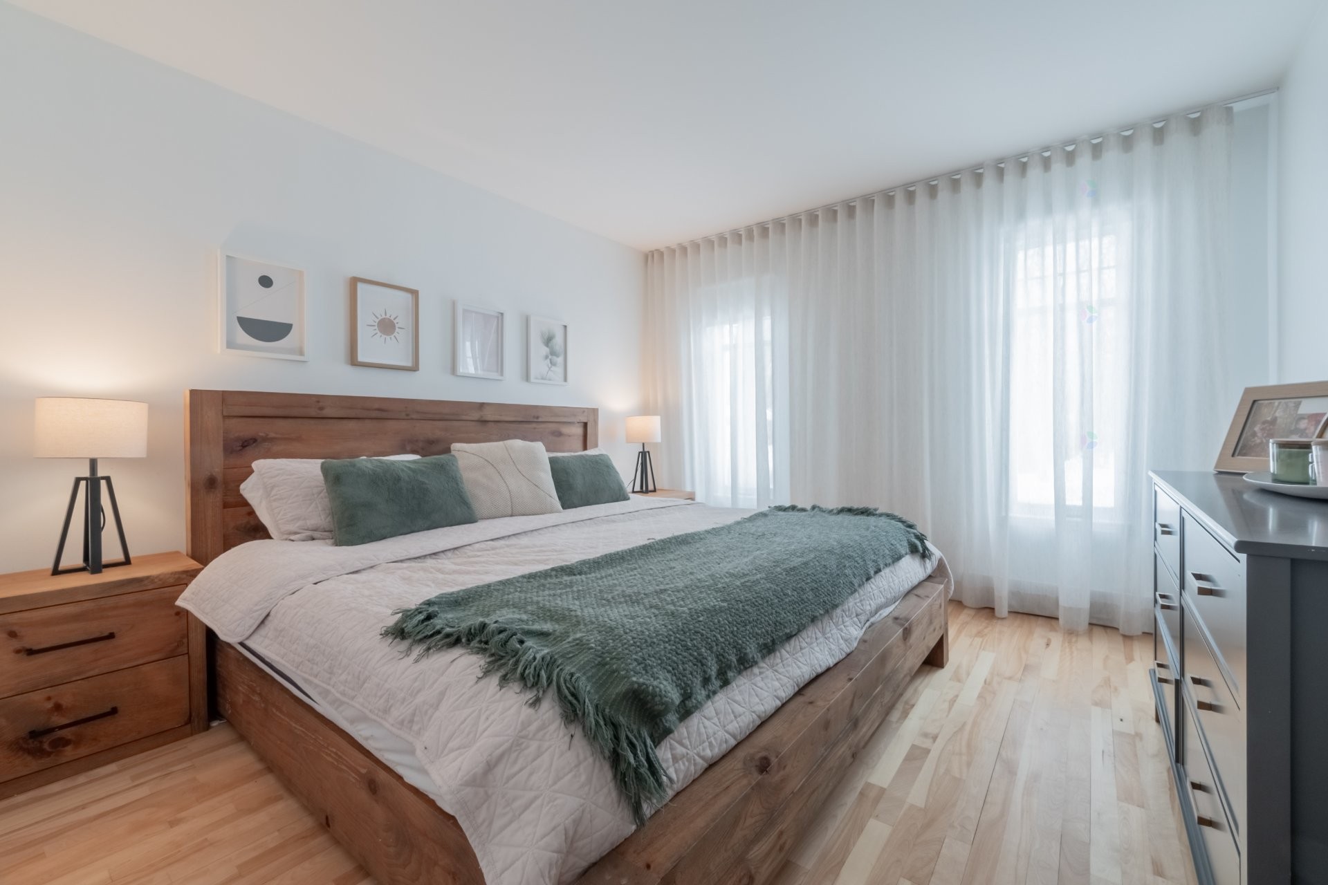 









306


Rue des Forêts

,
Saint-Jean-sur-Richelieu,




QC
J2W2E4

