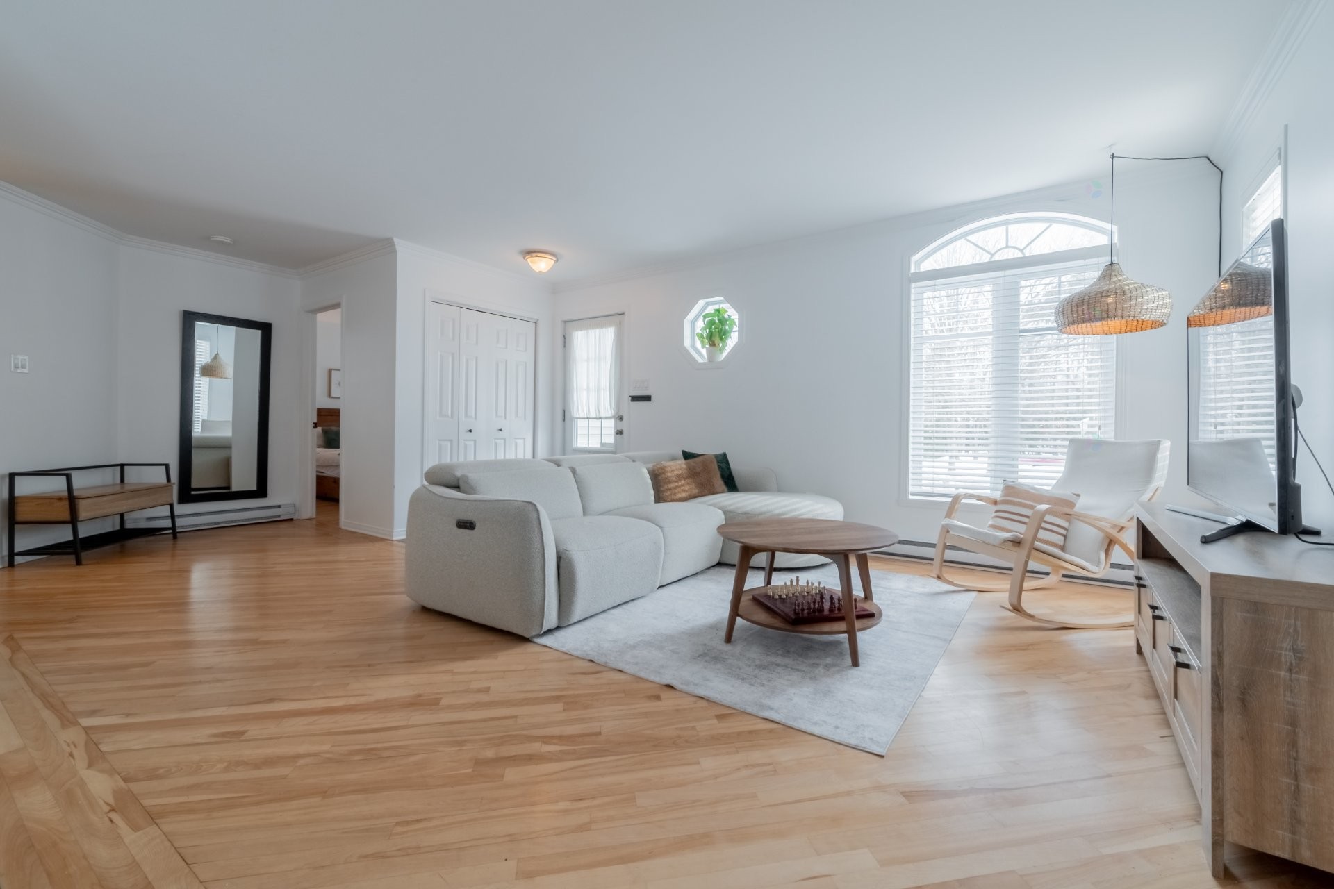 









306


Rue des Forêts

,
Saint-Jean-sur-Richelieu,




QC
J2W2E4

