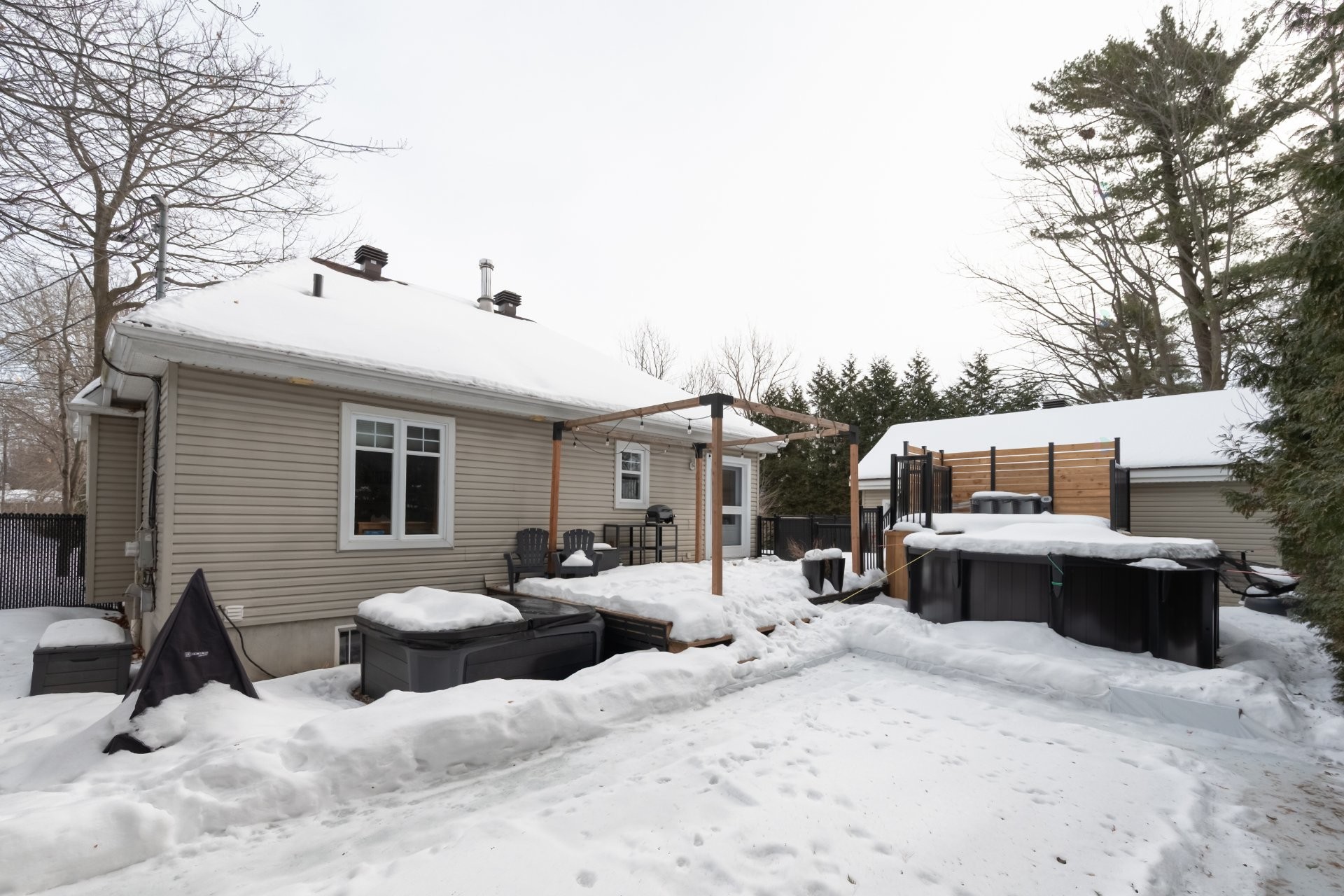 









306


Rue des Forêts

,
Saint-Jean-sur-Richelieu,




QC
J2W2E4

