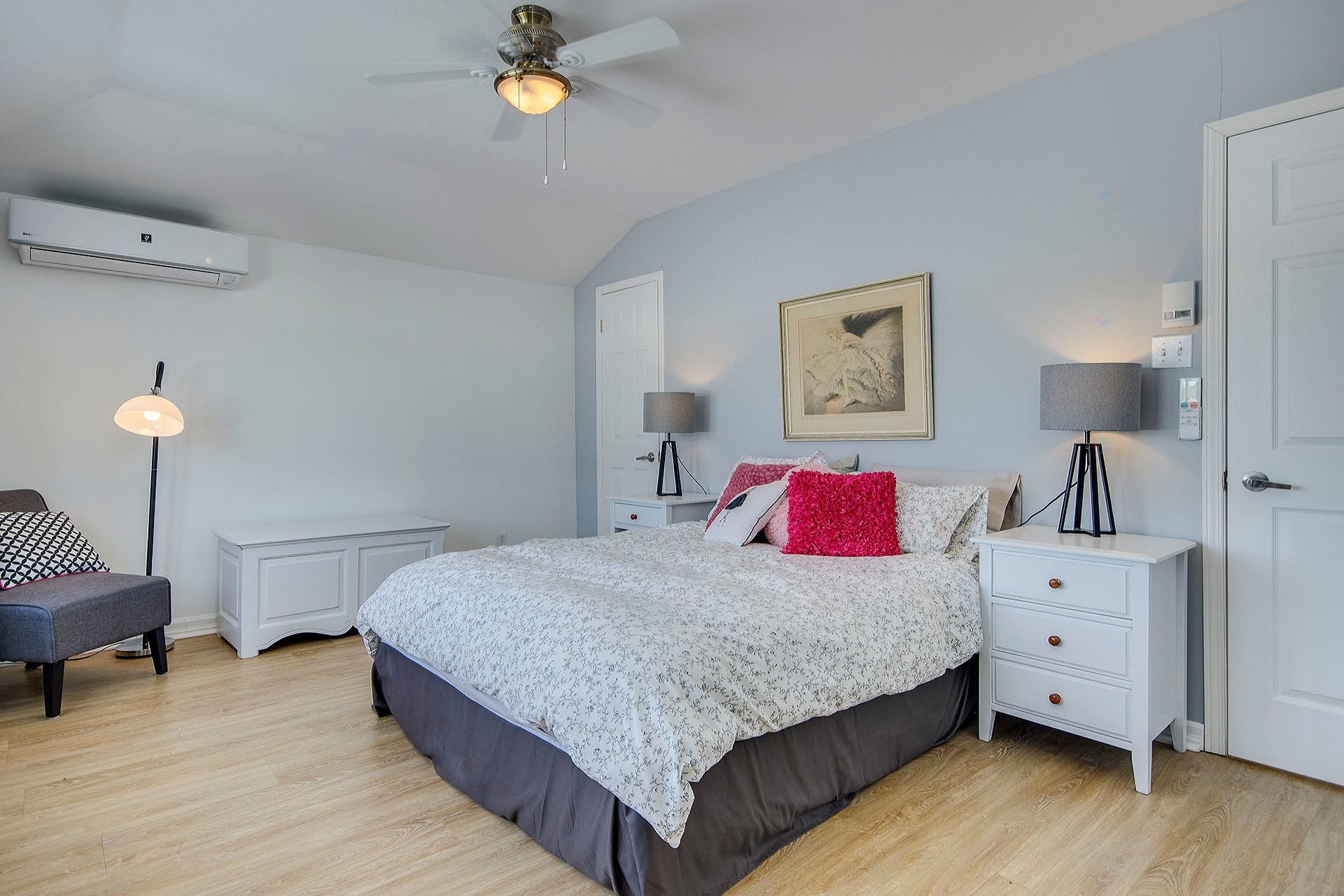 









230


Rue Larose

,
Dunham,




QC
J0E1M0

