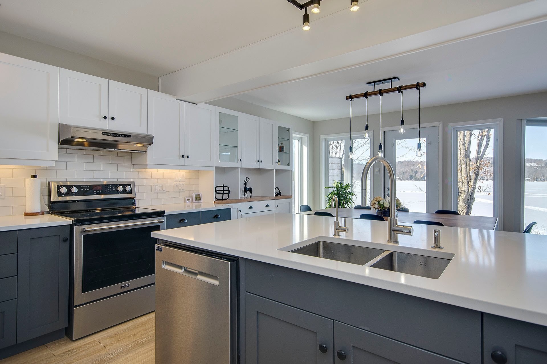 









230


Rue Larose

,
Dunham,




QC
J0E1M0

