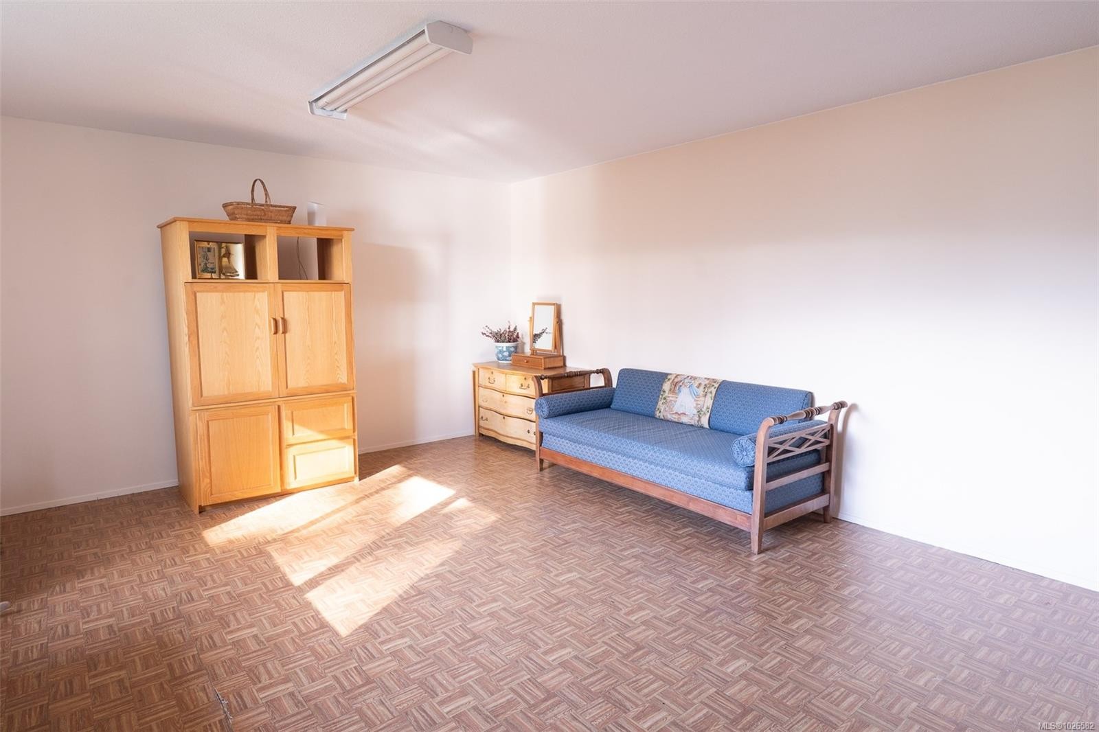 









354


Old Scott

Rd,
Salt Spring,




BC
V8K 2L9

