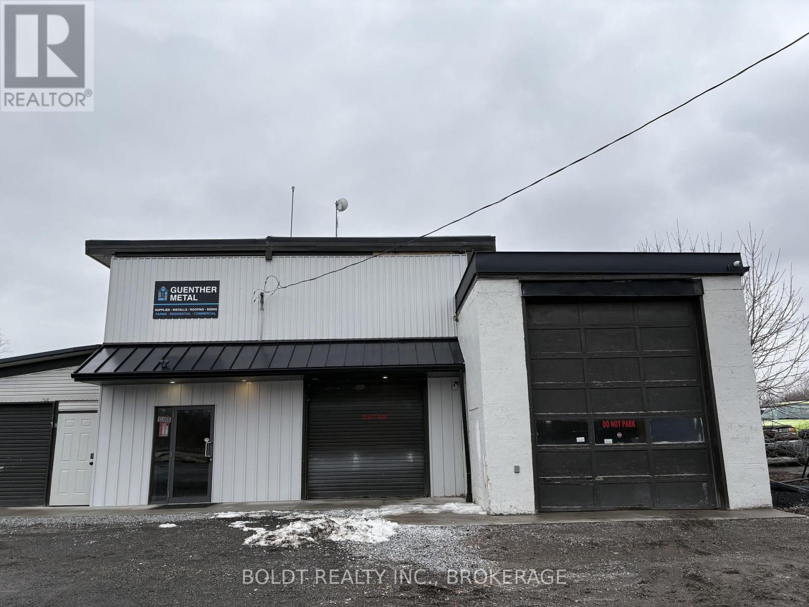 












25 NIAGARA STONE ROAD

,
Niagara-on-the-Lake (Rural),




Ontario
L0S1J0

