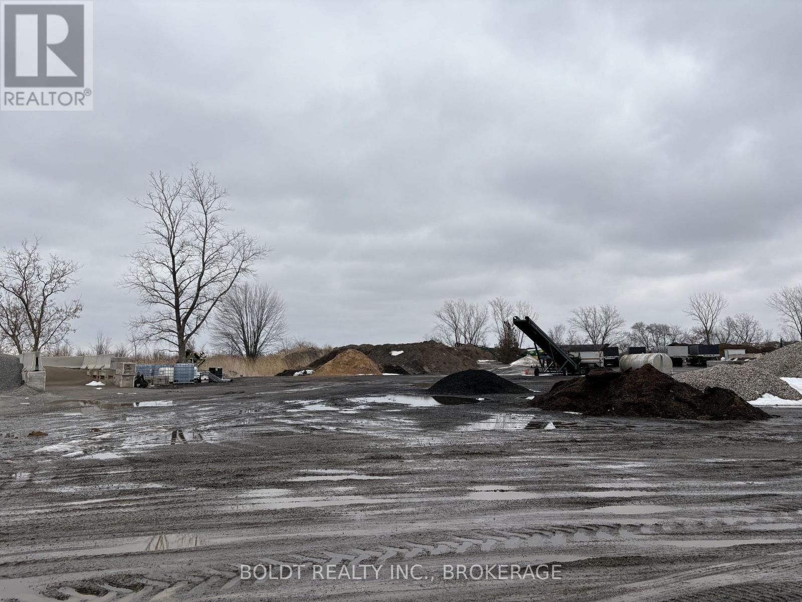 












25 NIAGARA STONE ROAD

,
Niagara-on-the-Lake (Rural),




Ontario
L0S1J0

