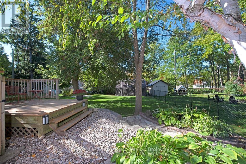 












8 CYRIL MARTIN PLACE

,
Severn (Coldwater),




Ontario
L0K1E0

