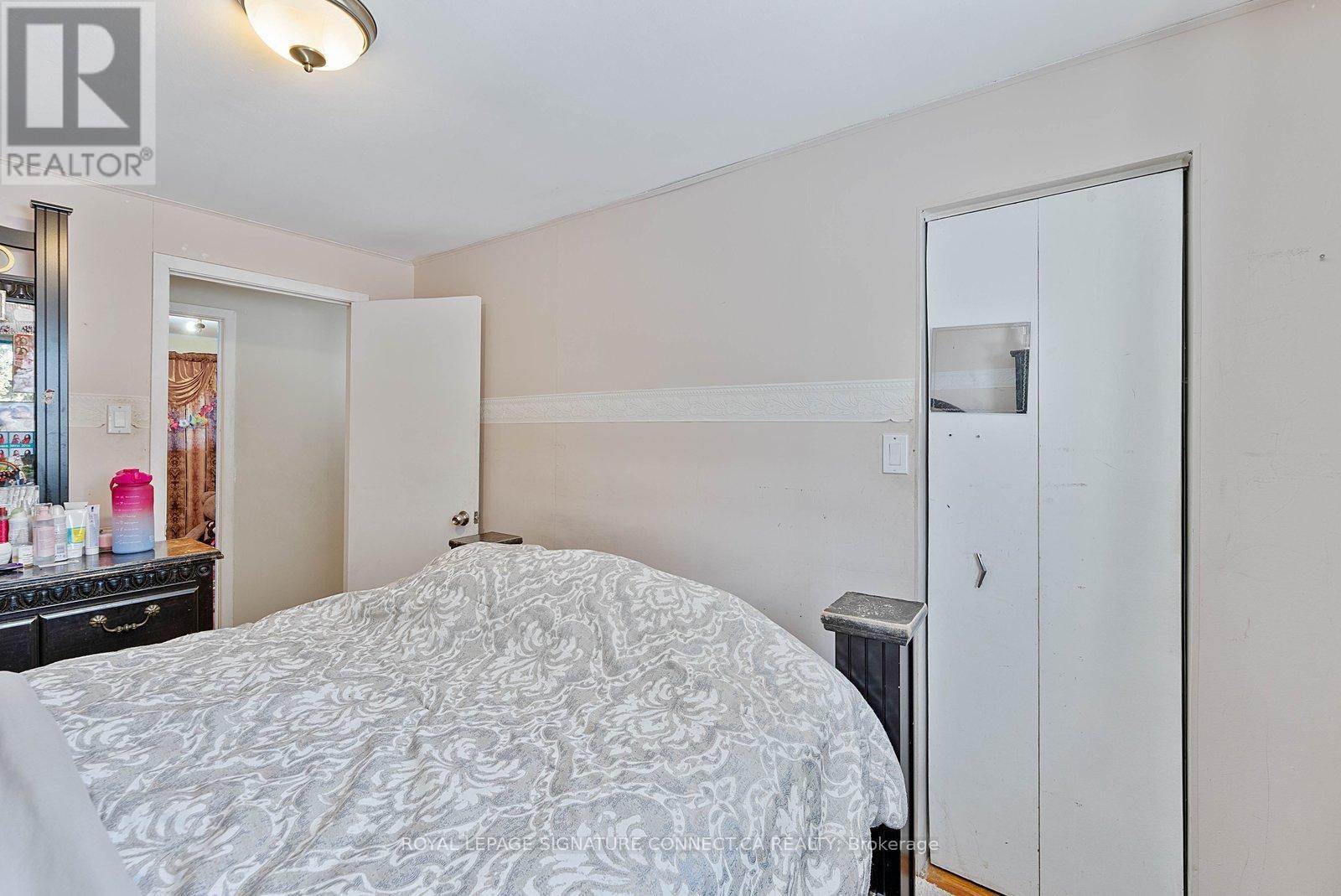 












55 BRAEMAR DRIVE

,
Brampton,




Ontario
L6T2L5

