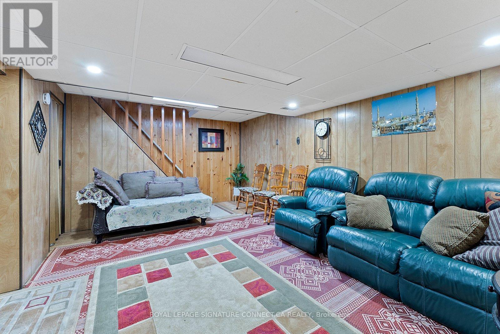 












55 BRAEMAR DRIVE

,
Brampton,




Ontario
L6T2L5

