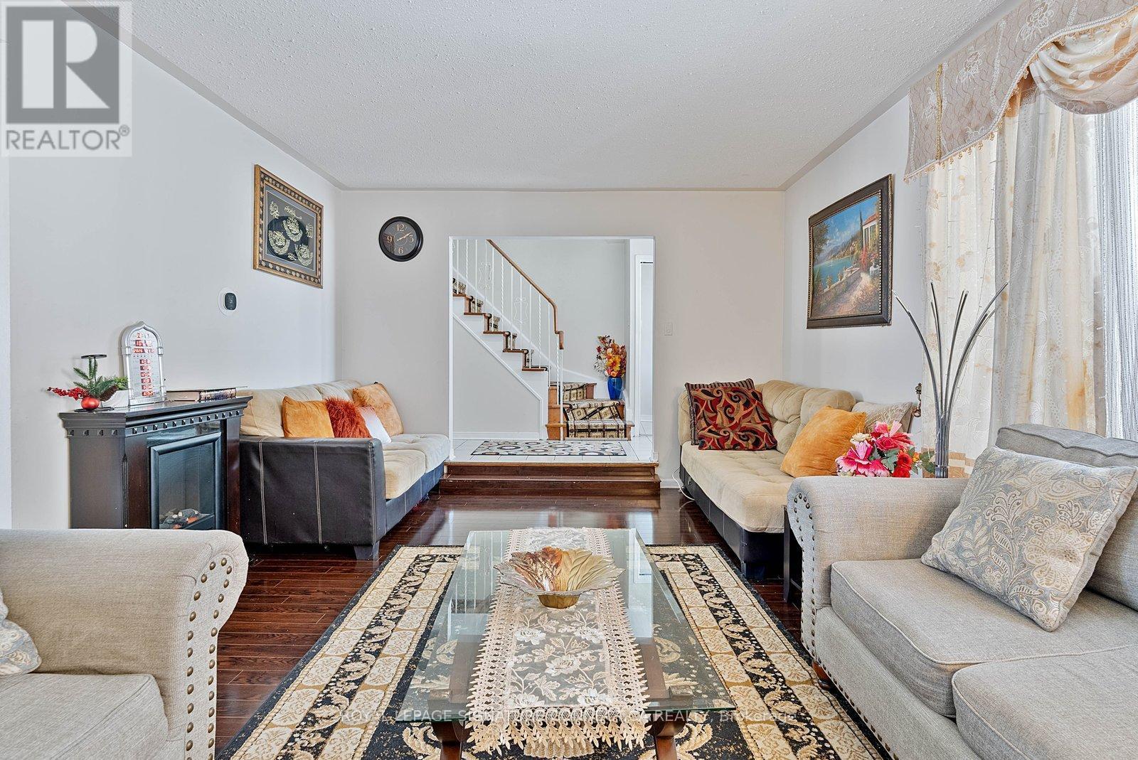 












55 BRAEMAR DRIVE

,
Brampton,




Ontario
L6T2L5

