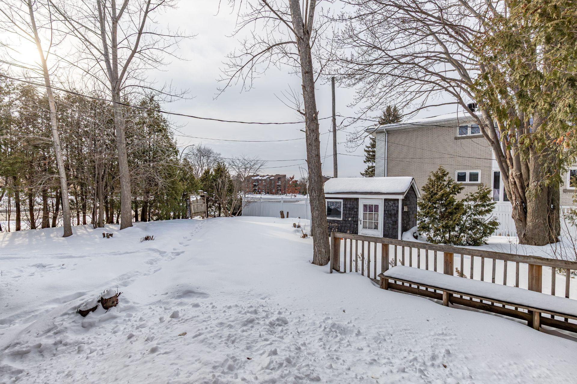 









7720


Boul. Milan

,
Brossard,




QC
J4Y1H7

