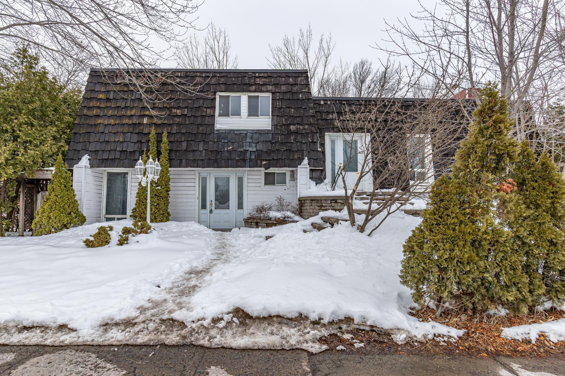 









7720


Boul. Milan

,
Brossard,




QC
J4Y1H7

