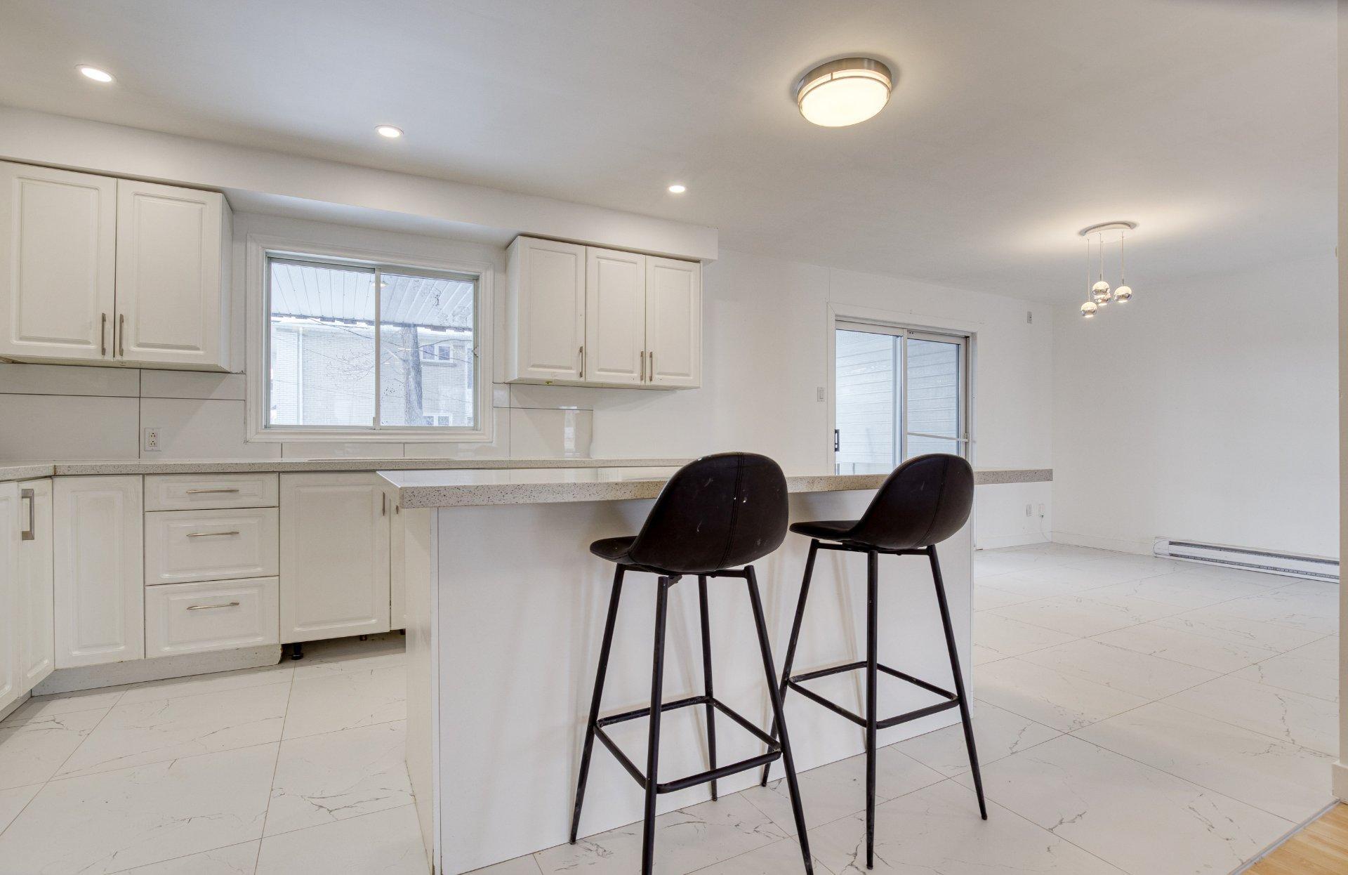 









7720


Boul. Milan

,
Brossard,




QC
J4Y1H7

